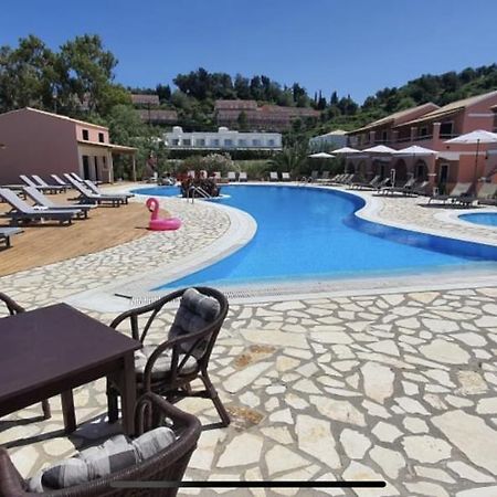 Perland Vacation Apartment Sidari  Bagian luar foto